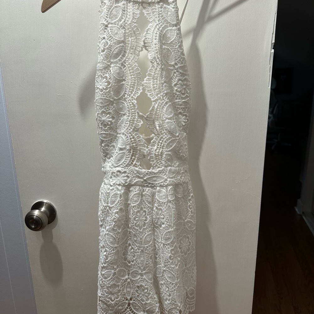 Elegant White Lace Dress